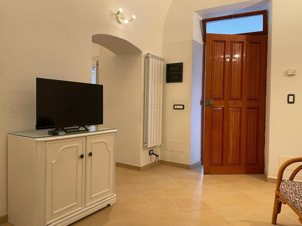 La Loggia Di Na Villa Albenga Exteriör bild